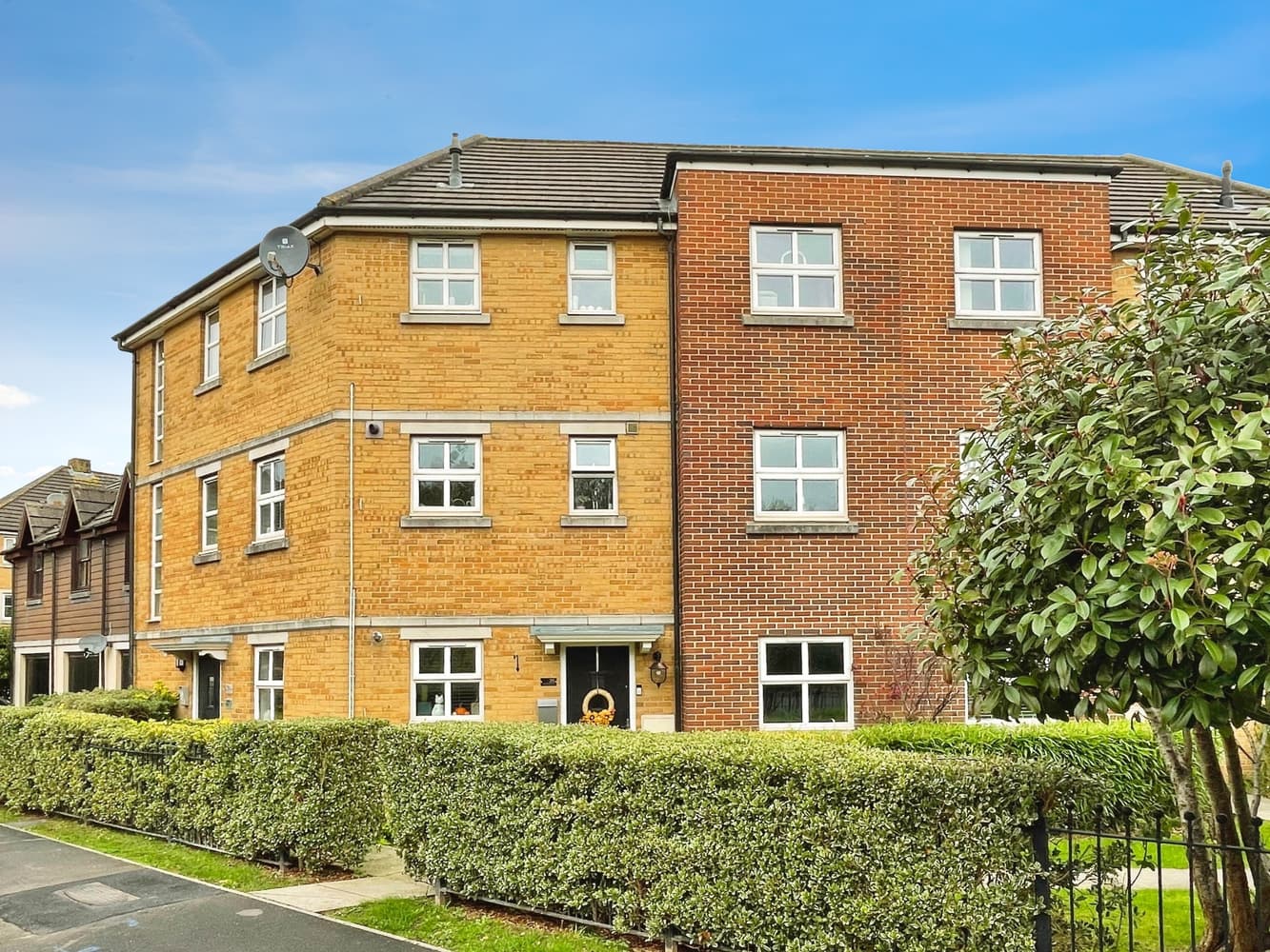 Bridge Farm Walk, Mangotsfield, South Gloucestershire, BS16 9LY, Bristol