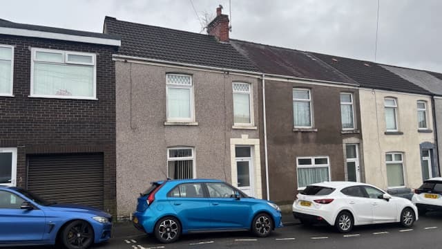 Caebricks Road, Cwmbwrla, Swansea, SA5 8NS, GB