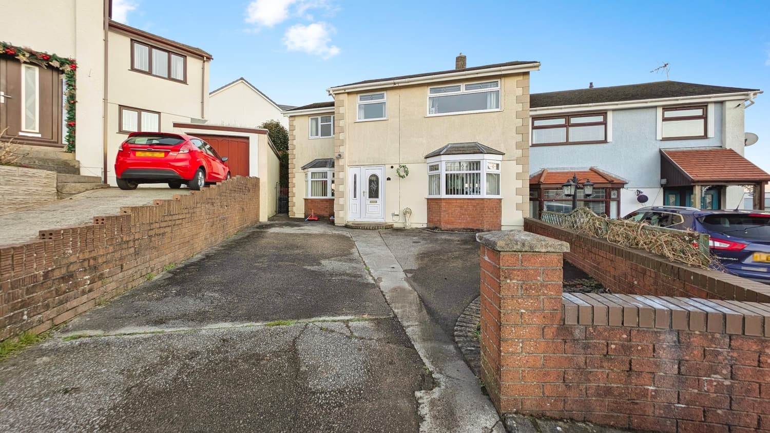 Glenview, Pen-y-Fai, Bridgend, CF31 4LZ