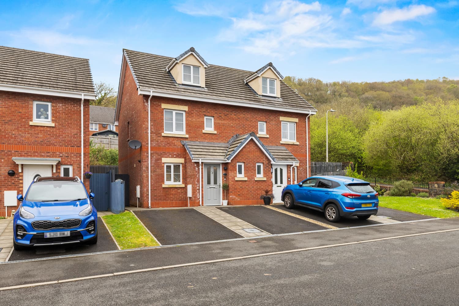 Clos Y Cwm, Swansea, Neath Port Talbot, SA8 4JZ