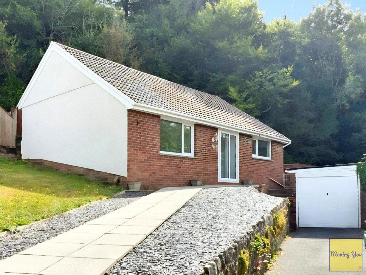 Gnoll Crescent, Neath, SA11 3TF
