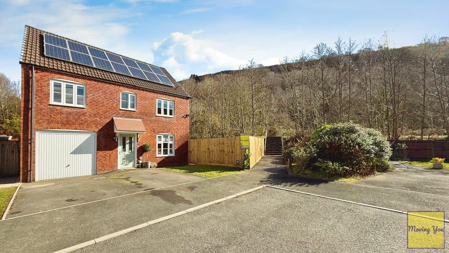 Llys Yr Afon, Godrergraig, Swansea