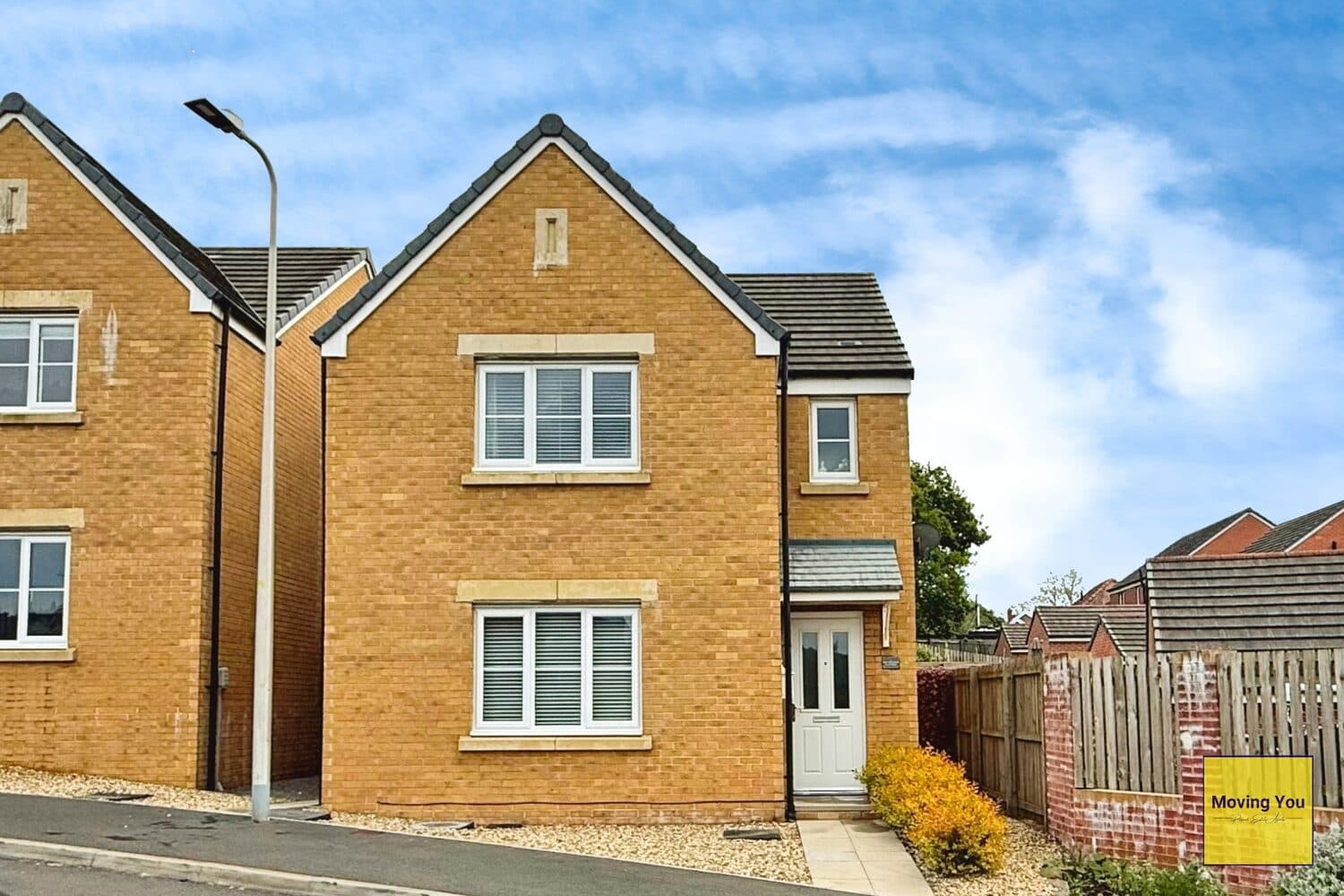 Heol Alfred Wallace, Pontardawe, Swansea, SA8
