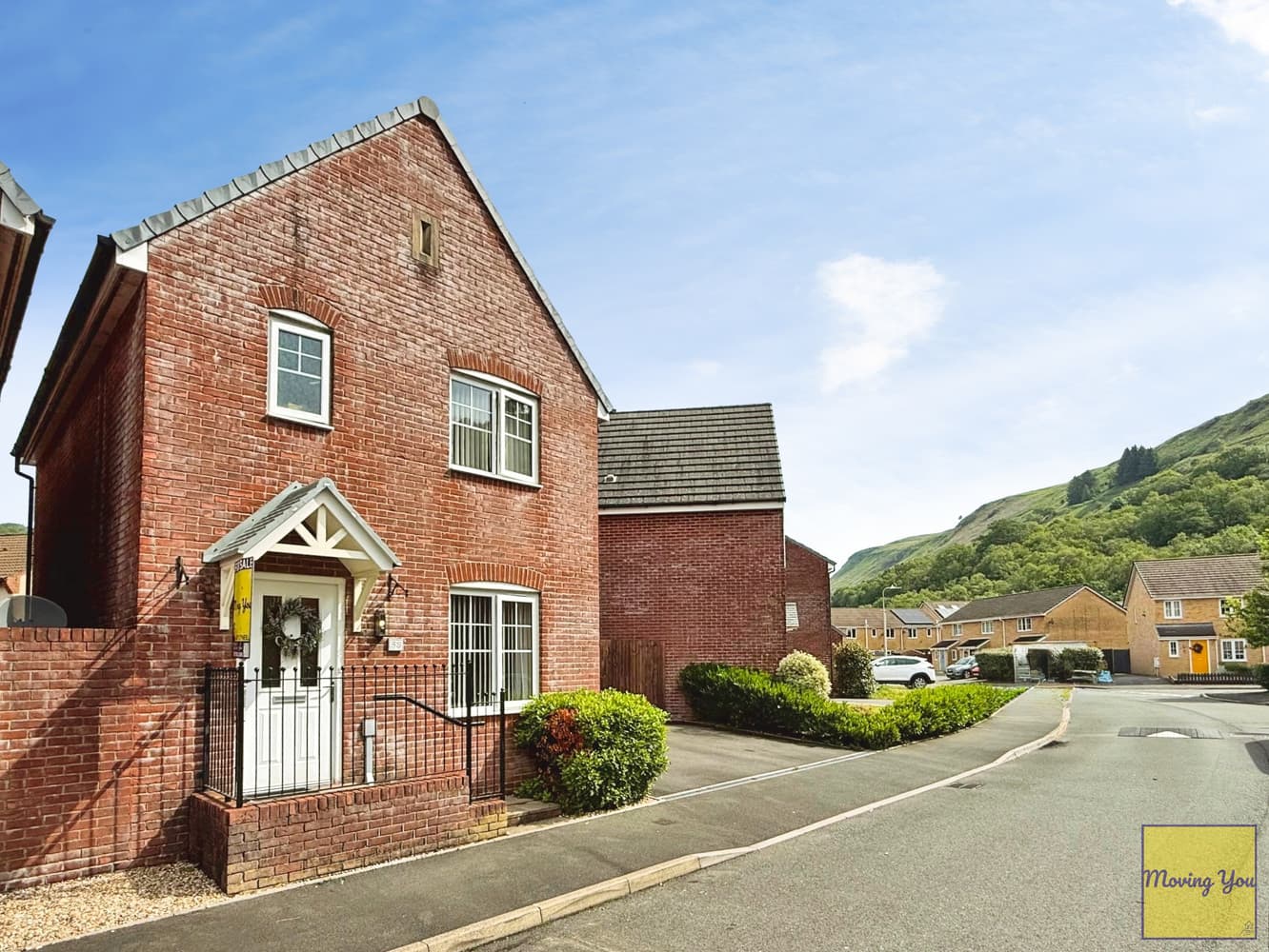 Golwg Y Mynydd, Godrergraig, SA9 2DN