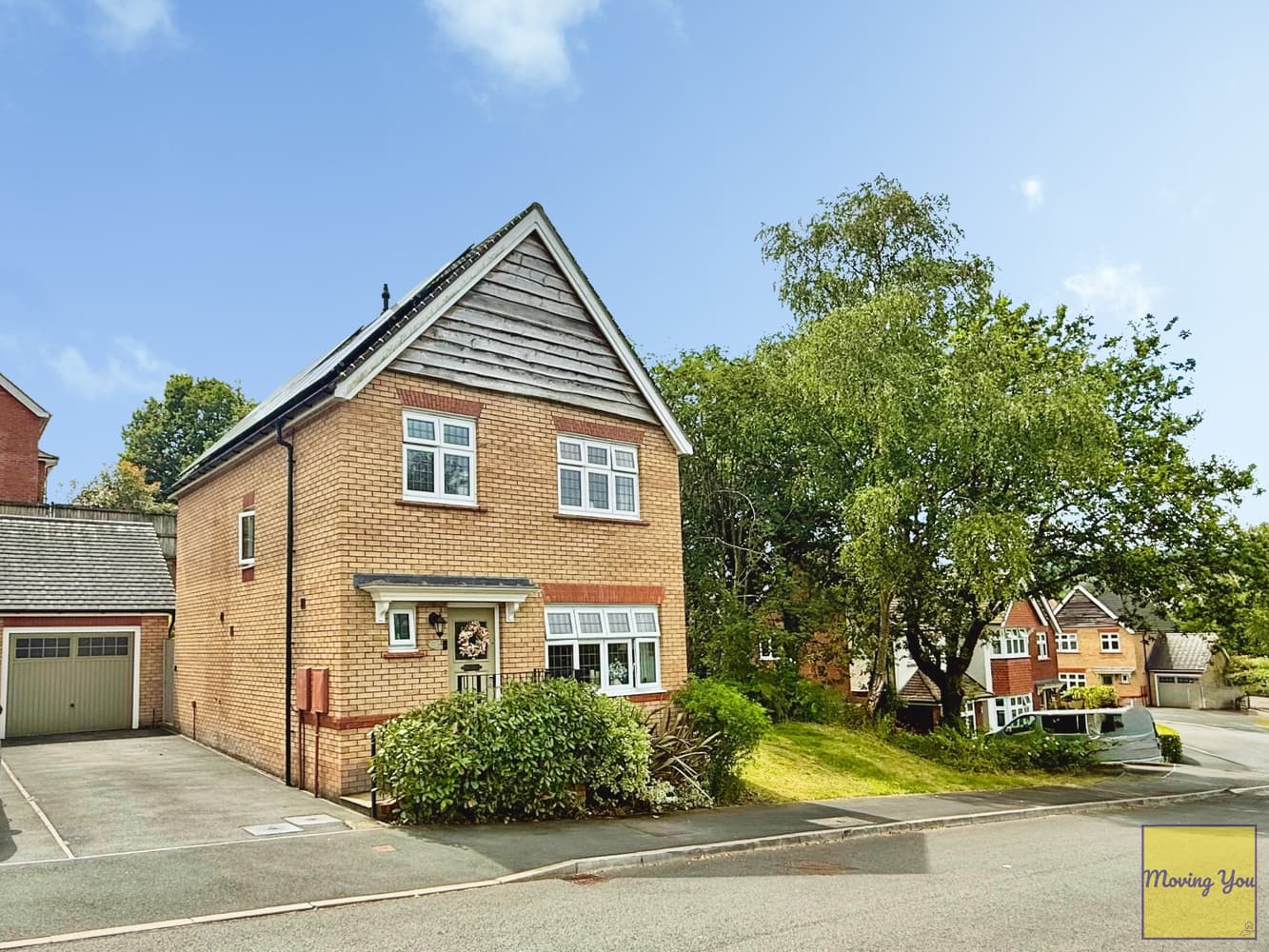 Bryn Morgrug, Alltwen, Pontardawe, SA8 3BE