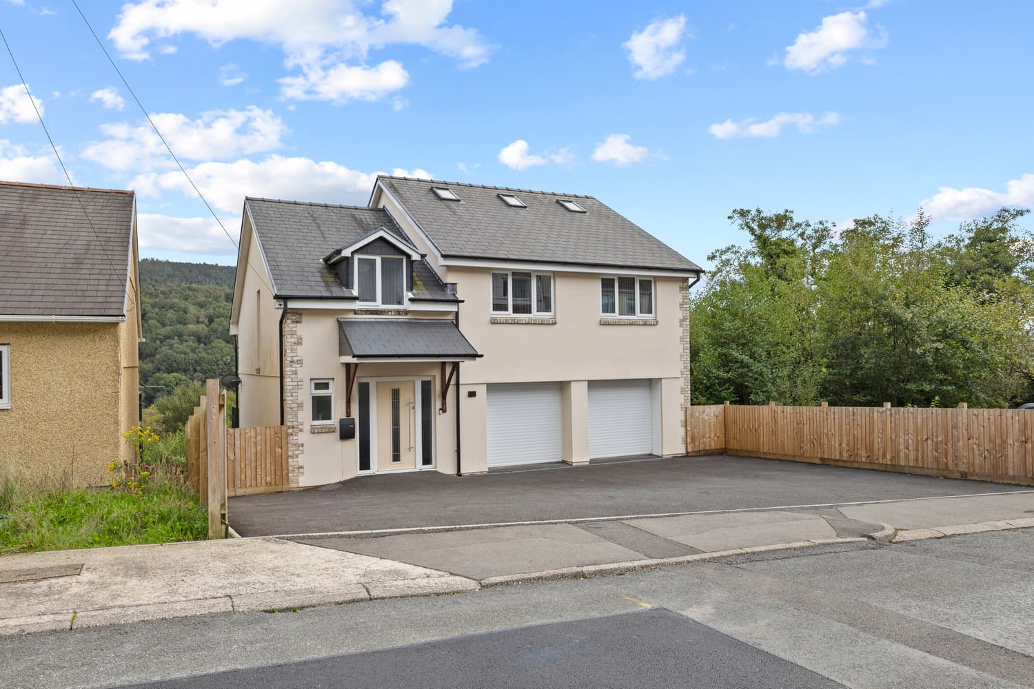Graig Road, Godrergraig, Swansea, SA9 2NZ