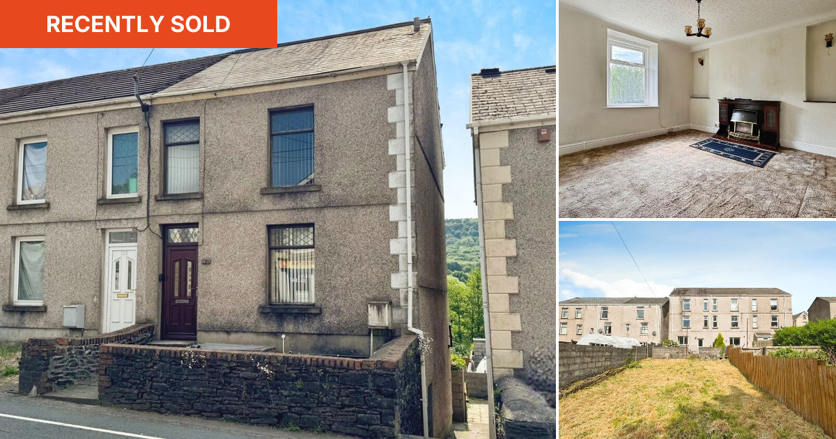 3 Bed Terraced House For Sale In Swansea Road Trebanos Swansea Sa8